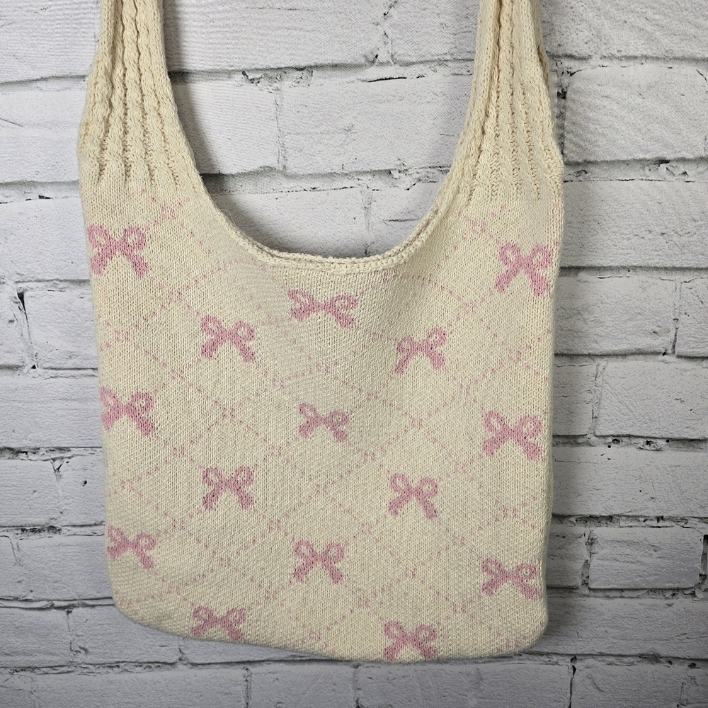 Cream and Pink Shoulder Bag with Delicate Bow Pattern